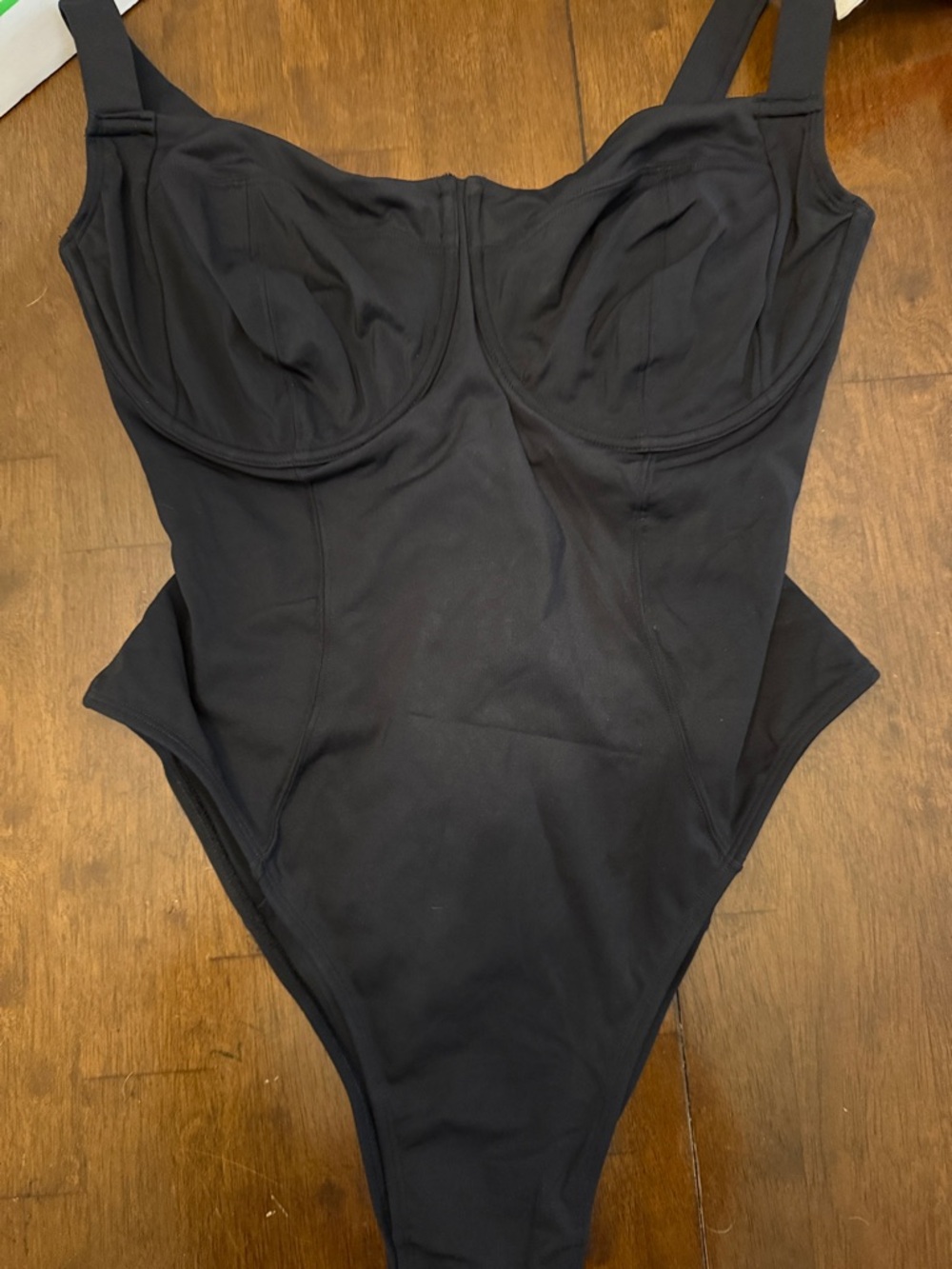 TA3 NWT Black Hi Cut Lifty - XL (Tag)